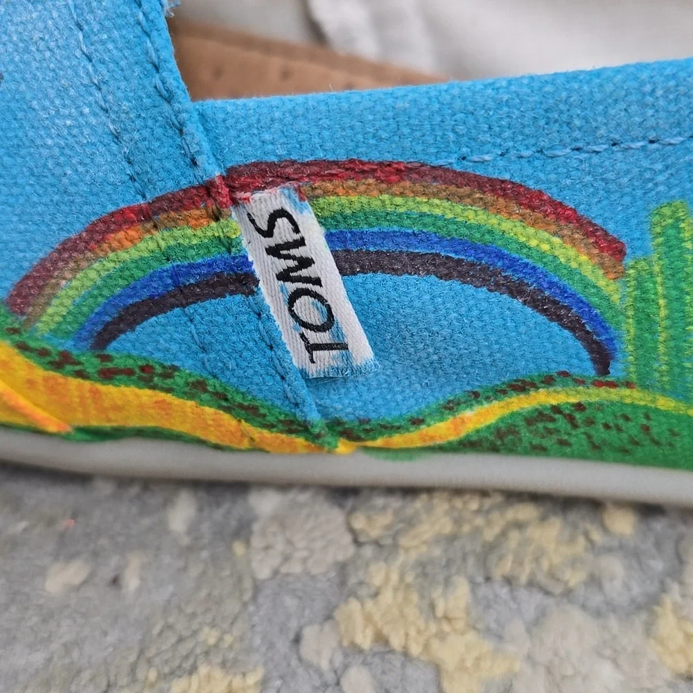 TOMS Wizard of Oz Slip-Ons  Alpargata Custom Painted Size 7.5 - Picture 6 of 14